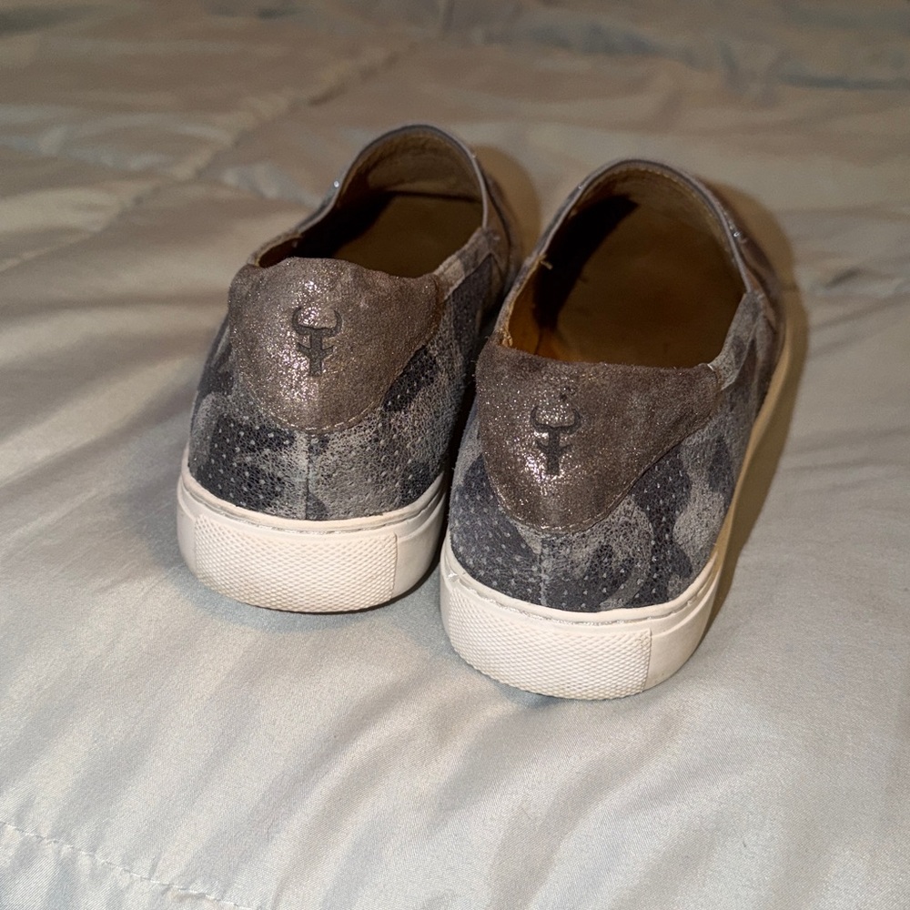 Trask sneakers lillian gray camo metallic size 9 womens - Picture 3 of 4